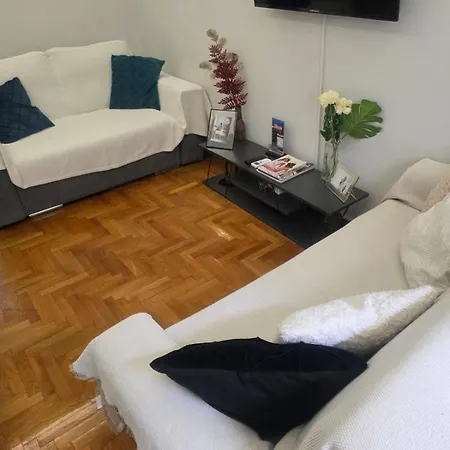 Acropolis Select Flat-2
